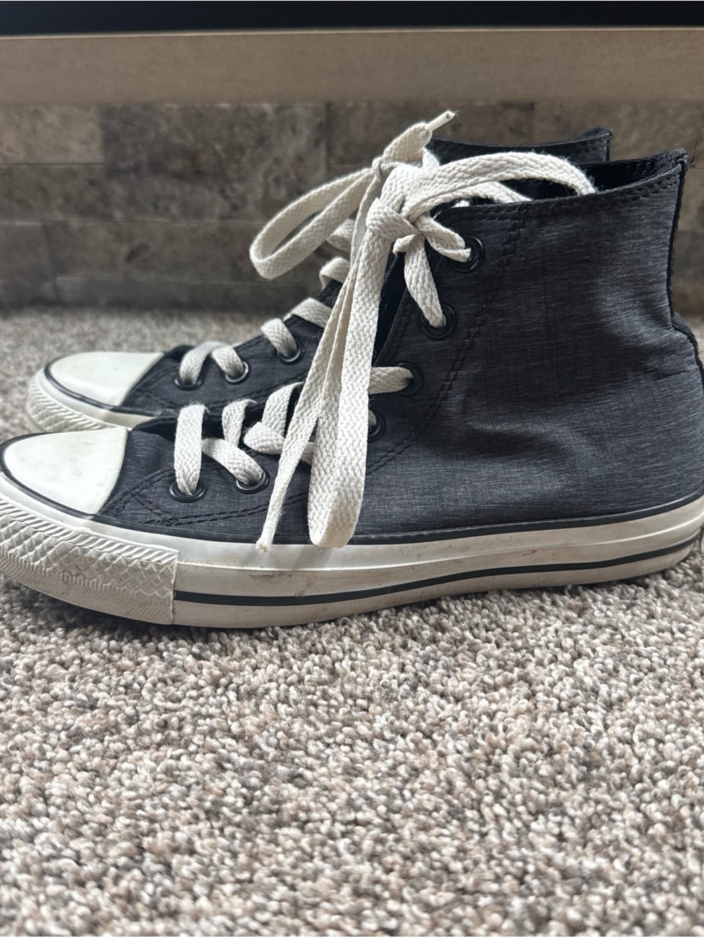Converse All Star Chuck Taylor Classic High-Top Canvas Sneakers in Charcoal Gray